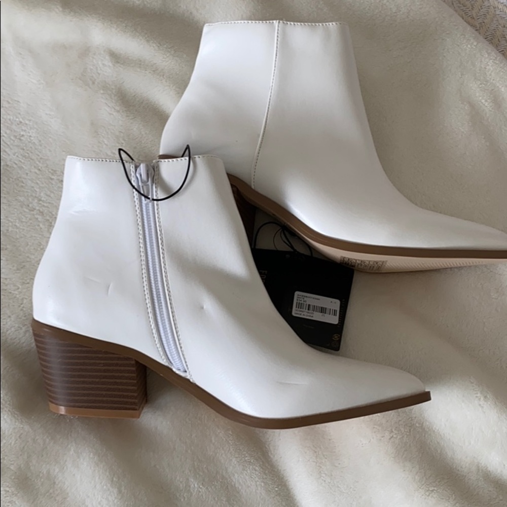 Forever 21 Booties - 7 NWT